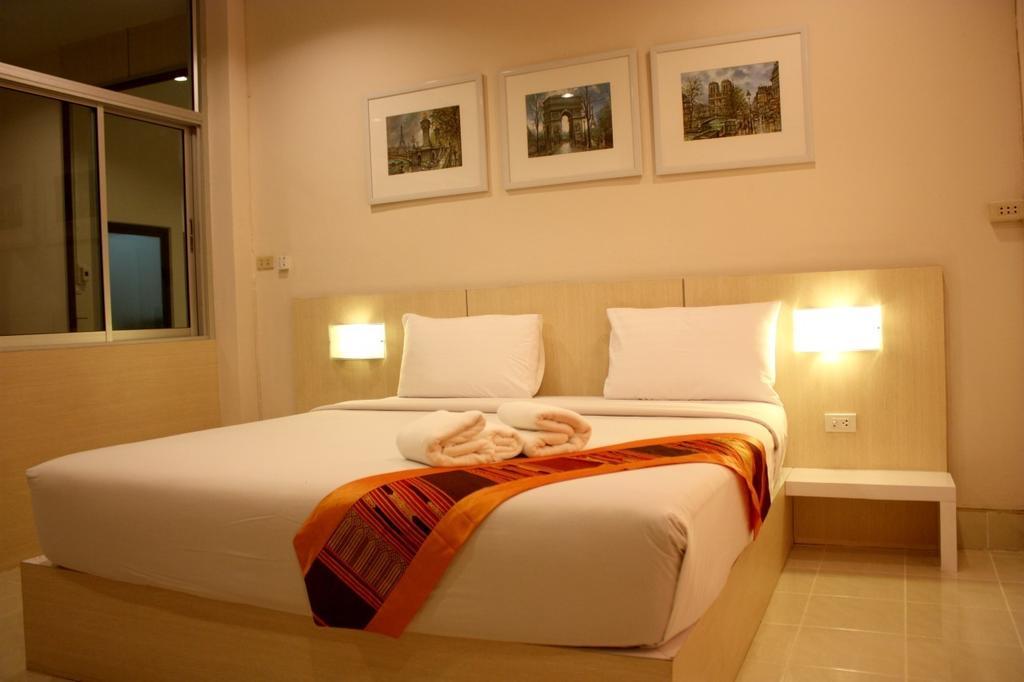 P-Residence Hat Yai Bagian luar foto